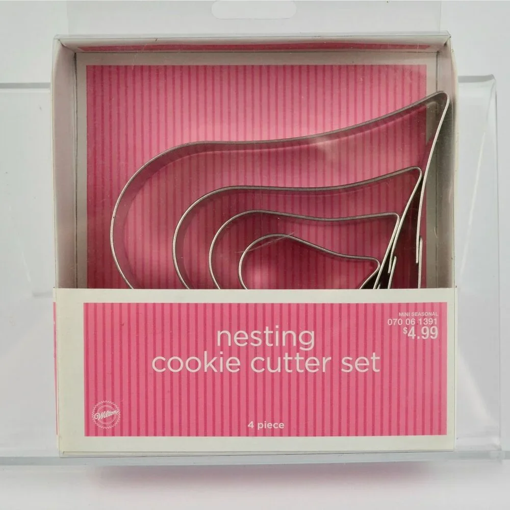 Wilton Nesting Cookie Cutter Set Hearts New Metal